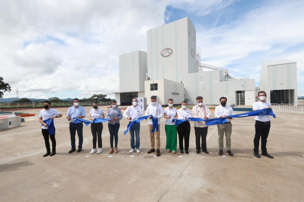 Inaugura Rutilio Escandón Fábrica Procesadora de Alimentos Balanceados