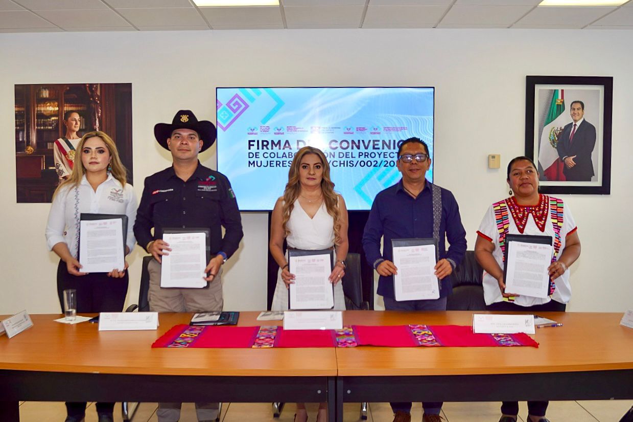 Firman convenio por la seguridad y la justicia de las mujeres de ...