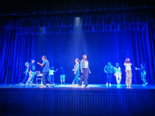 Cecytech invita al recital poético "A estas horas, aquí"